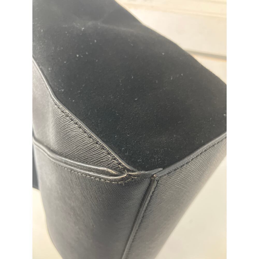 KATE SPADE MEDIUM BLACK SAFFIANO LEATHER AND VELVET HANDBAG - Picture 11 of 16